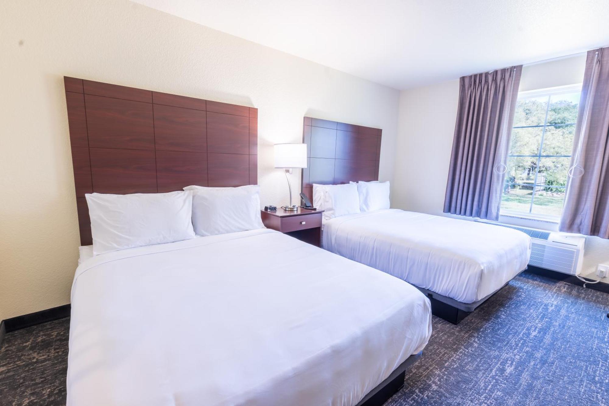 Cobblestone Inn & Suites - Winters Zewnętrze zdjęcie